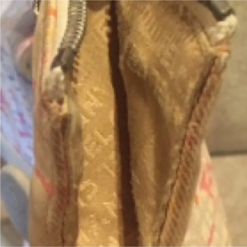 💕Chanel💕 multicolor rare retired clover, XL tote - Picture 14 of 16